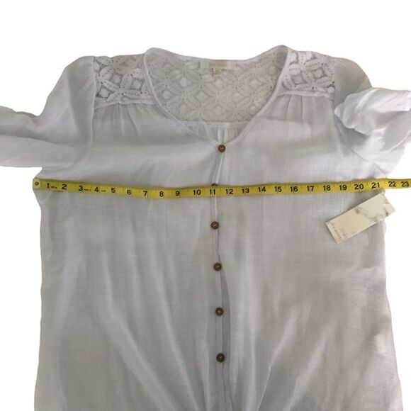 NWT Ivy Ridge, Button Front Blouse Lace Tie Front Size Medium - Picture 8 of 10